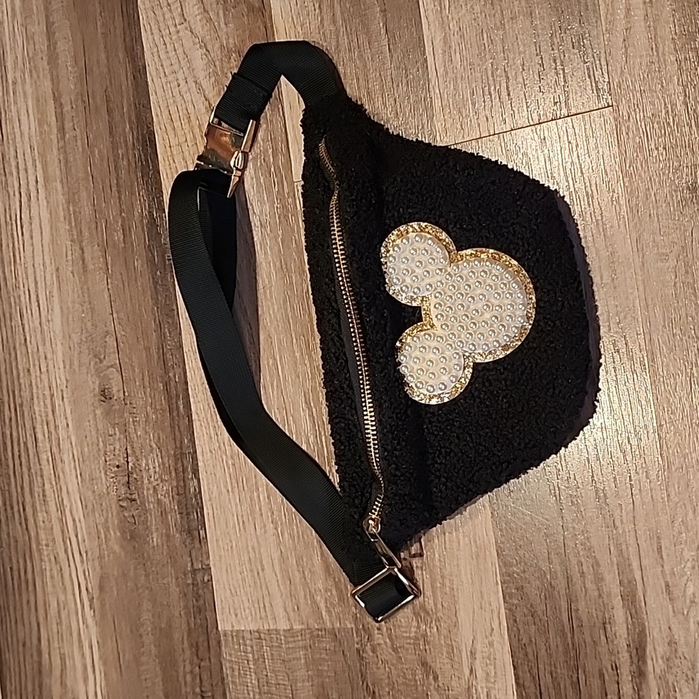 Pearl Mickey Hip Bag